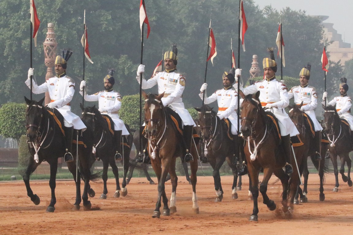 Wachablösung, Delhi