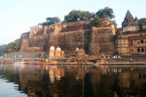 Ein Traum aus Stein, Ahiliya Fort, Maheshwar